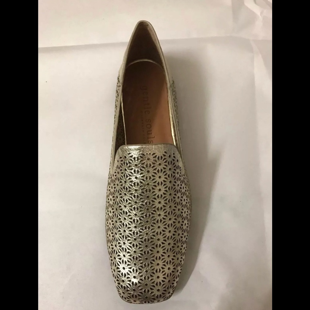 Gentle Souls By Kenneth Cole Erin Smoking Slipper
